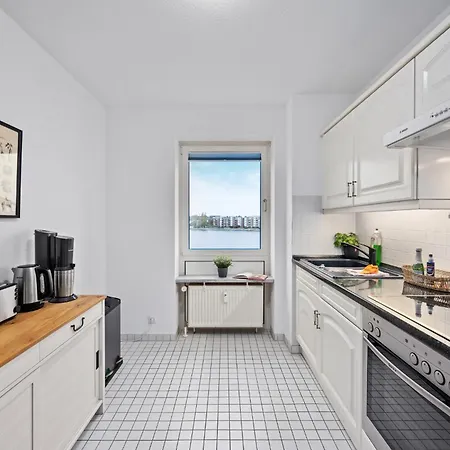 Strand-apartment, Strandkorb, Meeresrauschen, Parkplatz شقة